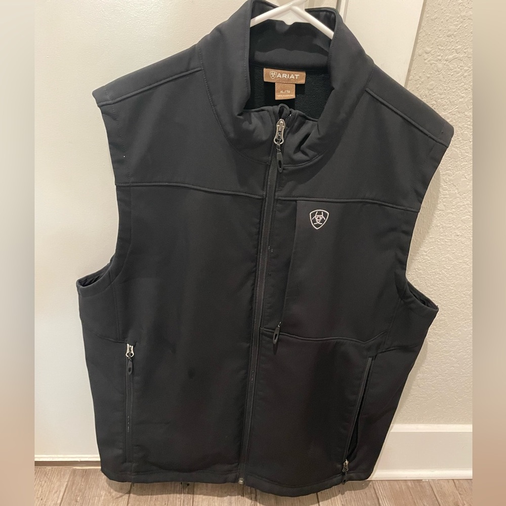 Men’s Ariat Vest